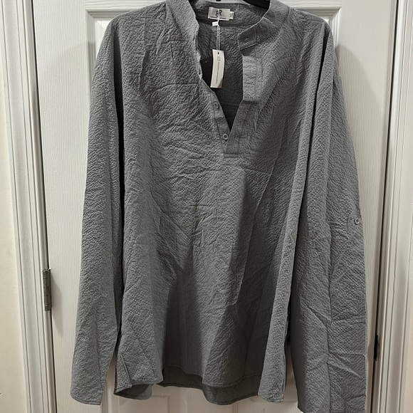 Bellezza Republic Tops - NWT Bellezza Republic Top